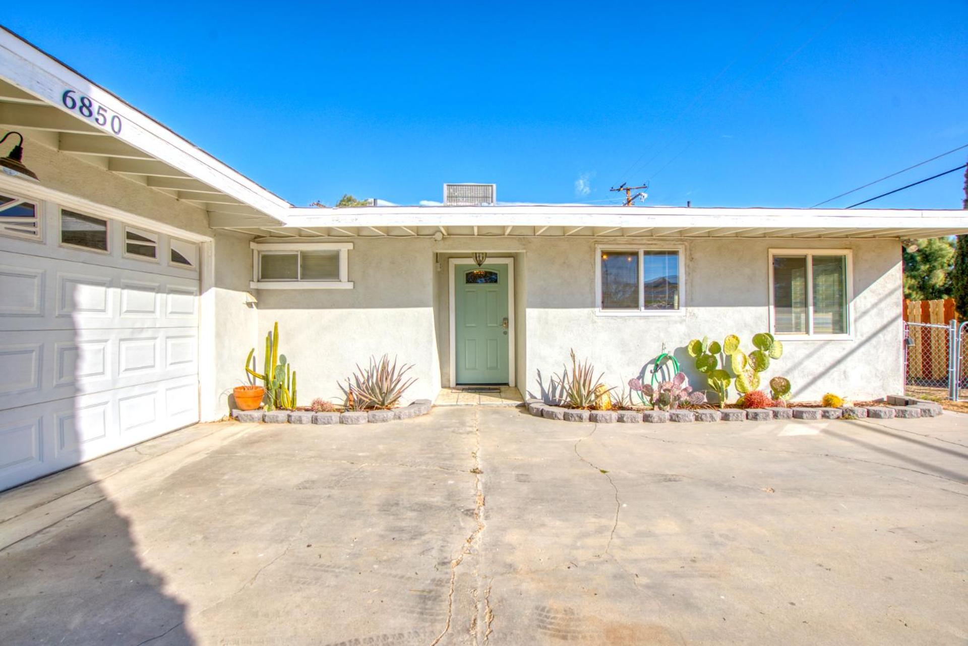 Cozy Stylish Home In The Heart Of Jt Village Joshua Tree Exterior foto