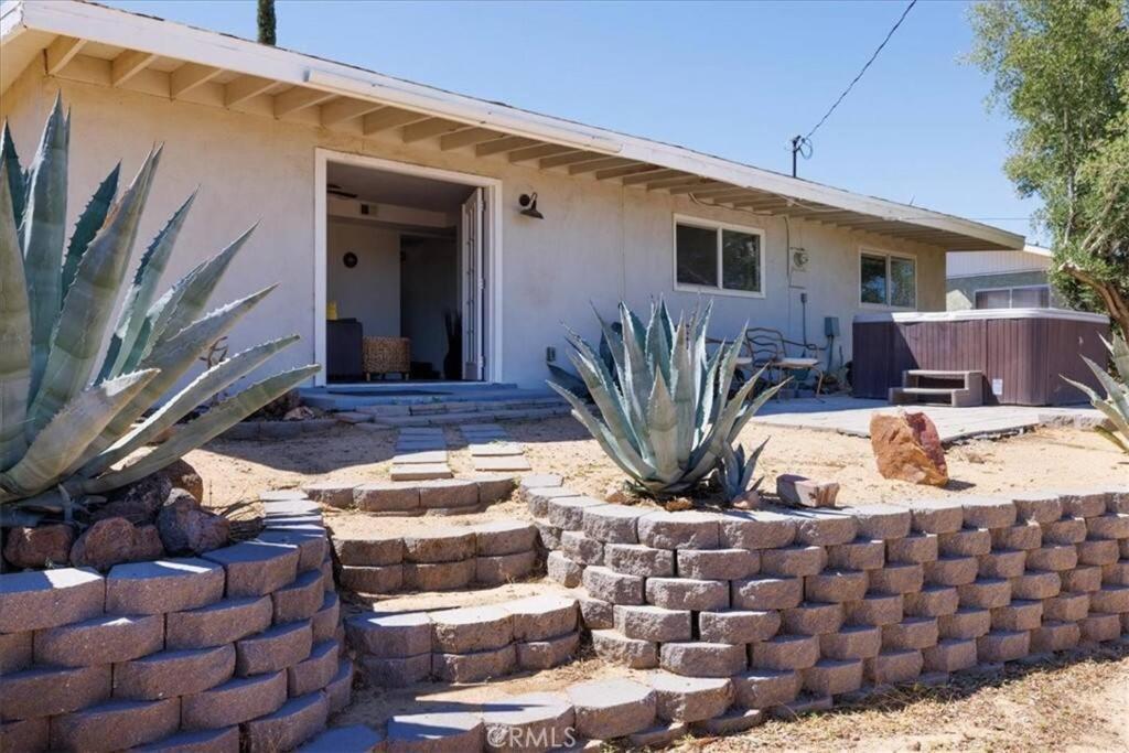 Cozy Stylish Home In The Heart Of Jt Village Joshua Tree Exterior foto